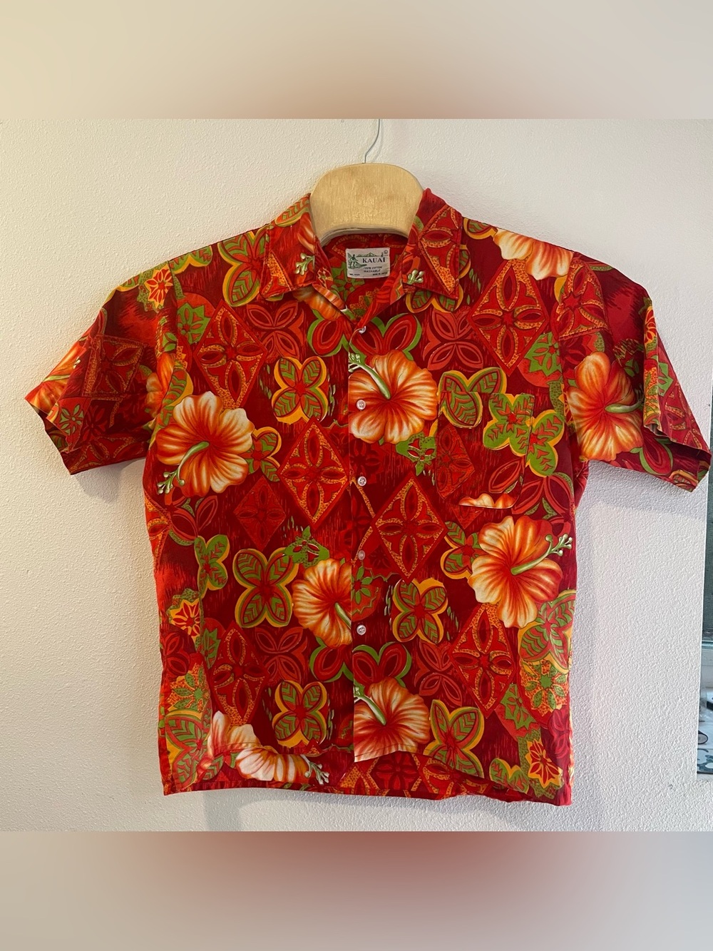 Vintage 1960's Kauai Floral Hawaiian Short Sleeve Luau Style Shirt Men Size L